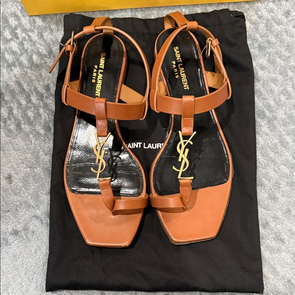 Saint Laurent Cassandra Tan Leather T-Strap Sandals with YSL Logo 40!